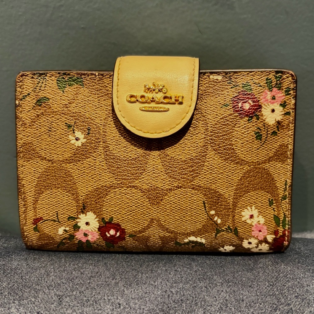 Coach Evergreen Floral Tan Wallet